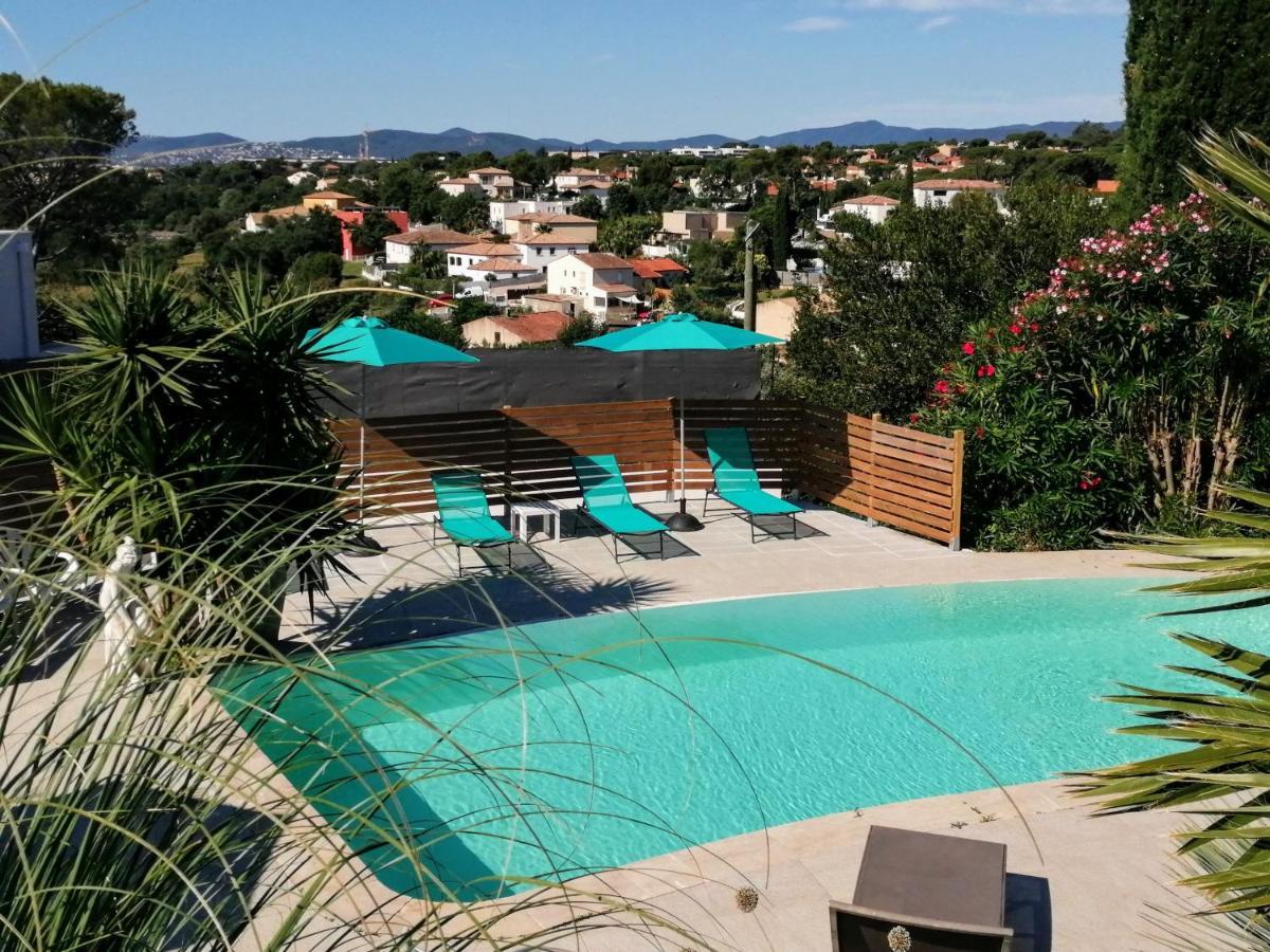 Villas-Piscine Les Mimosas Fréjus Esterno foto
