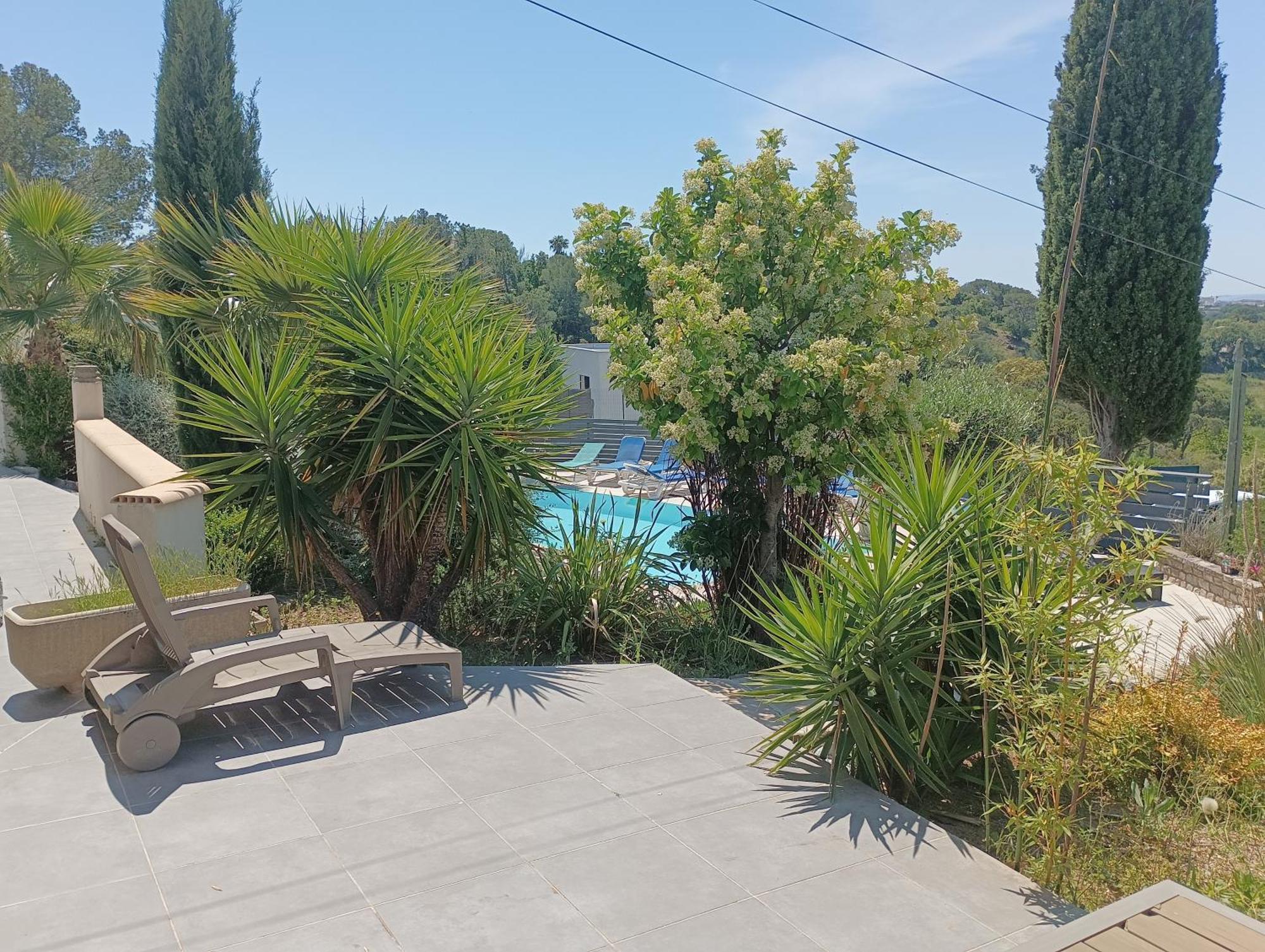 Villas-Piscine Les Mimosas Fréjus Esterno foto